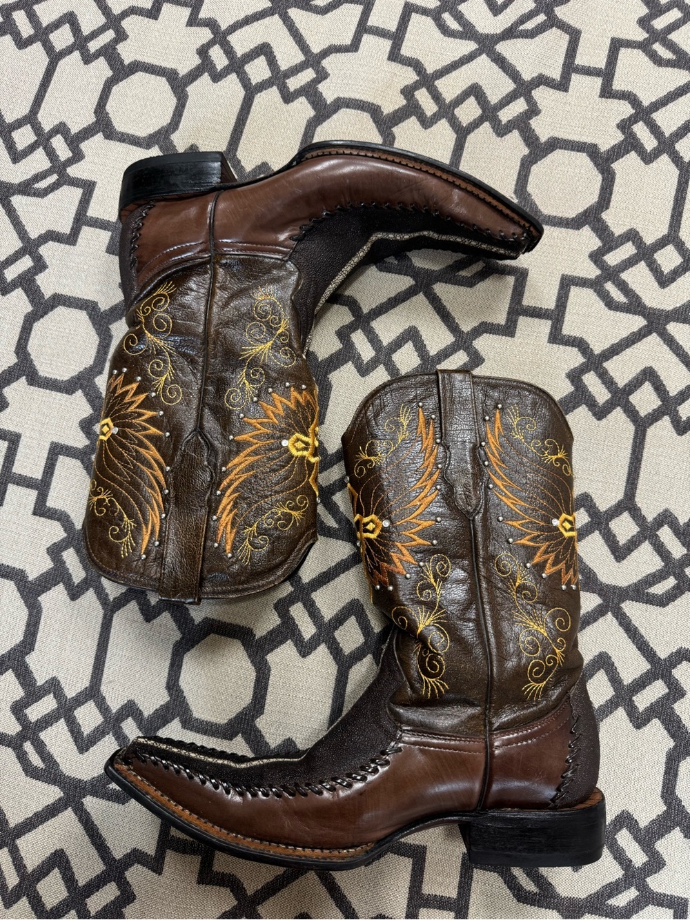 El General Genuine Stingray Embroidered Rhinestone Stud Cowboy Boots Men’s 9.5 - Picture 6 of 14